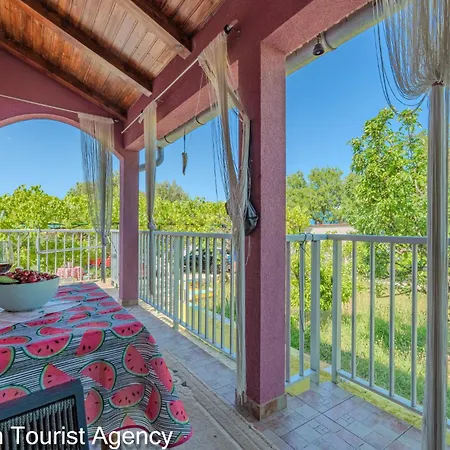 Sun Valley Family Holiday home Smokovic